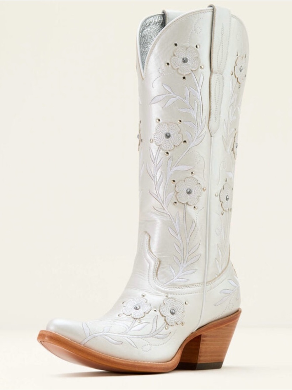 Pearly White Romance Western Floral Embroidered Bridal Cowboy Boot